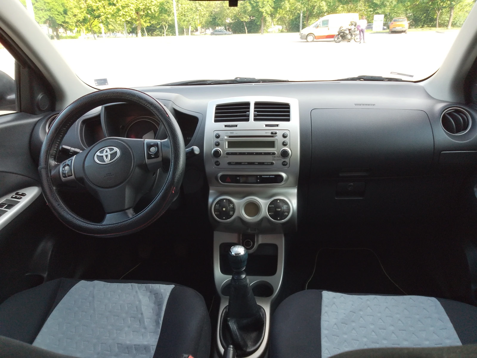 Toyota Urban Cruiser 1, 33 VVT-I, климатроник, автокаско, 6 скорости - изображение 8