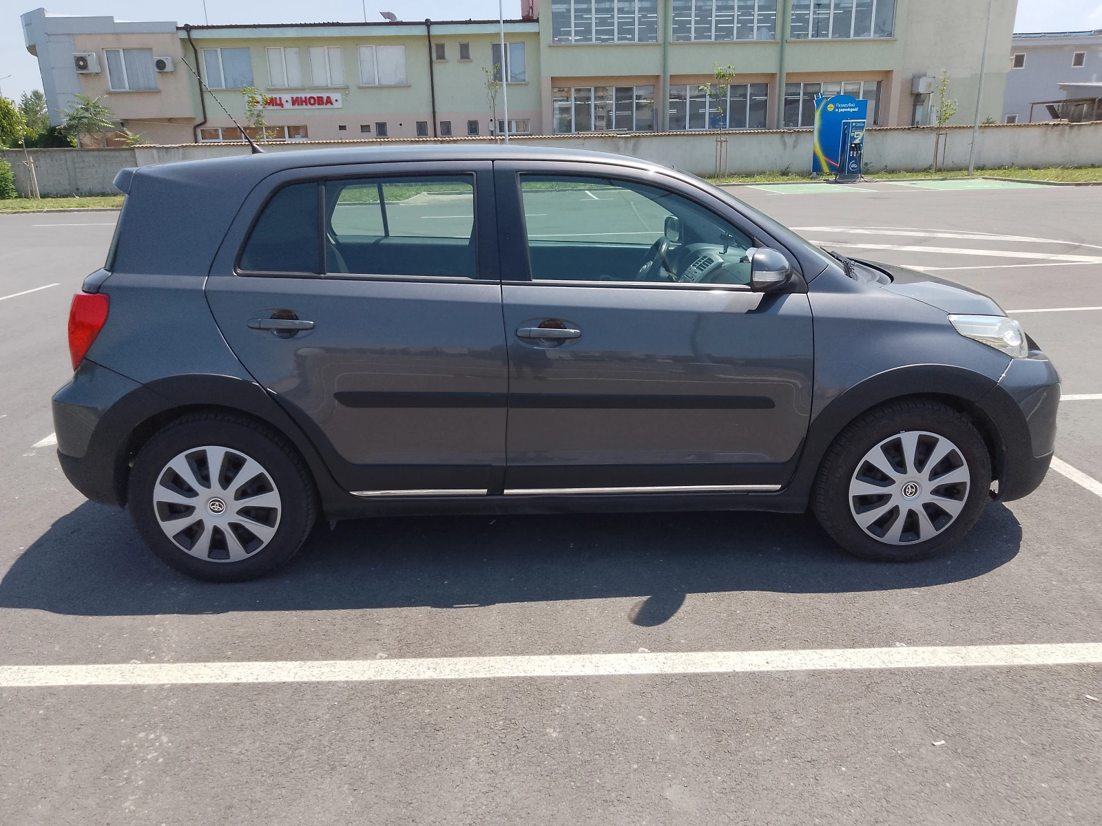 Toyota Urban Cruiser 1, 33 VVT-I, климатроник, автокаско, 6 скорости - изображение 3