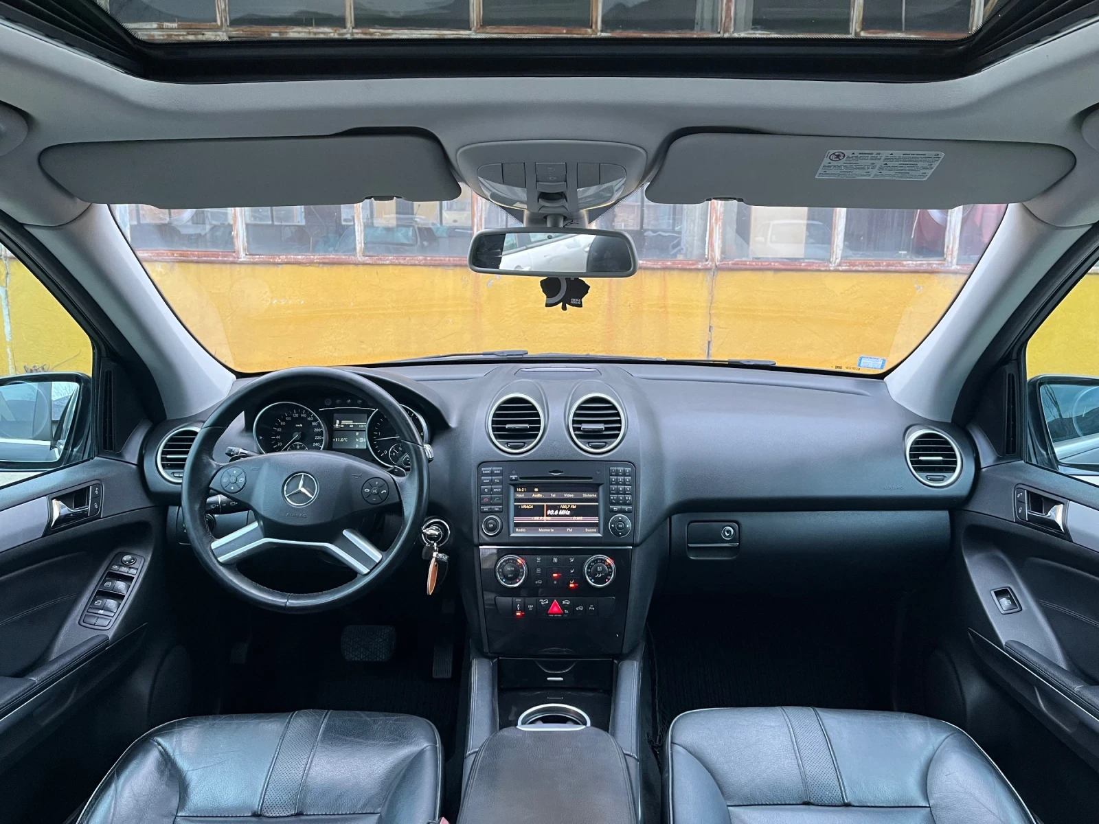 Mercedes-Benz ML 320 FACE* ИТАЛИЯ, снимка 11 - Автомобили и джипове - 53952755