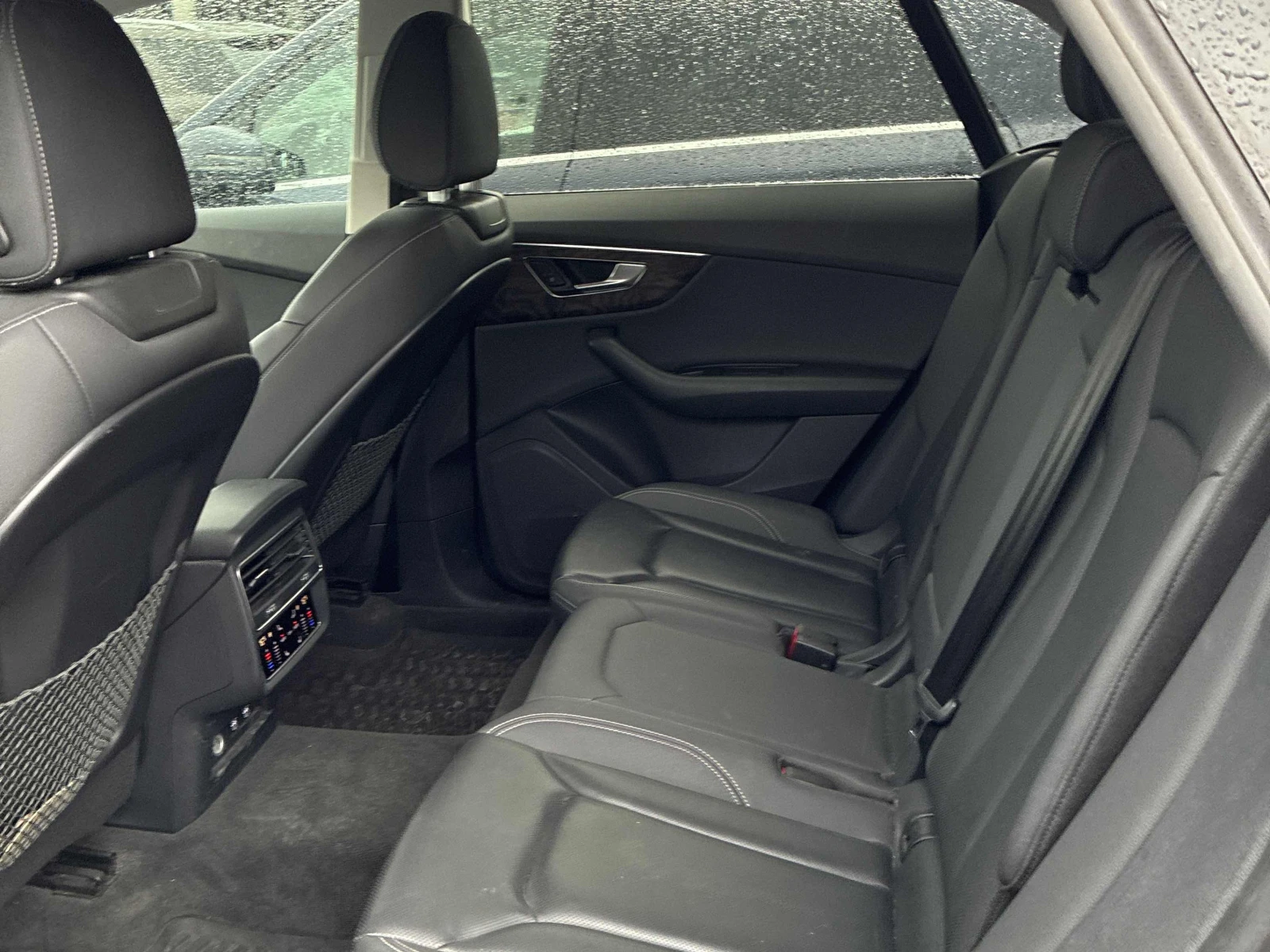 Audi Q8 Progressiv, снимка 7 - Автомобили и джипове - 54013929