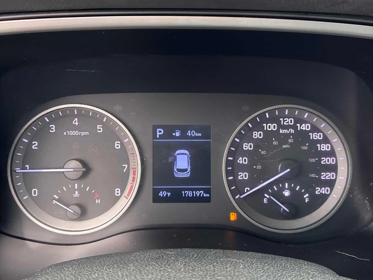 Hyundai Tucson * Preferred * CARFAX * ОТ ПРЕДСТАВИТЕЛСТВО * , снимка 8 - Автомобили и джипове - 54038361