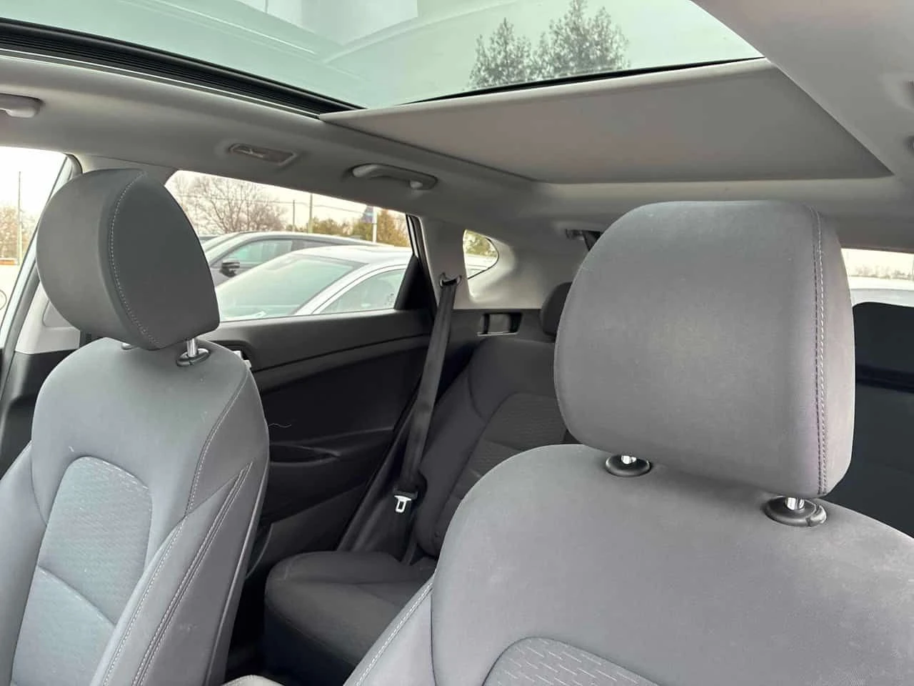 Hyundai Tucson * Preferred * CARFAX * ОТ ПРЕДСТАВИТЕЛСТВО * , снимка 17 - Автомобили и джипове - 54038361