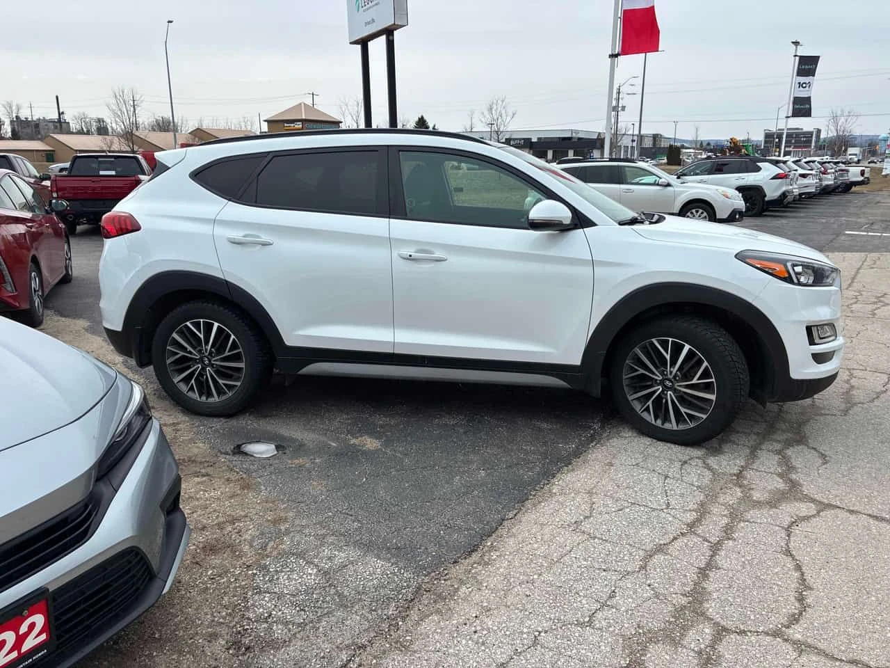 Hyundai Tucson * Preferred * CARFAX * ОТ ПРЕДСТАВИТЕЛСТВО * , снимка 3 - Автомобили и джипове - 54038361