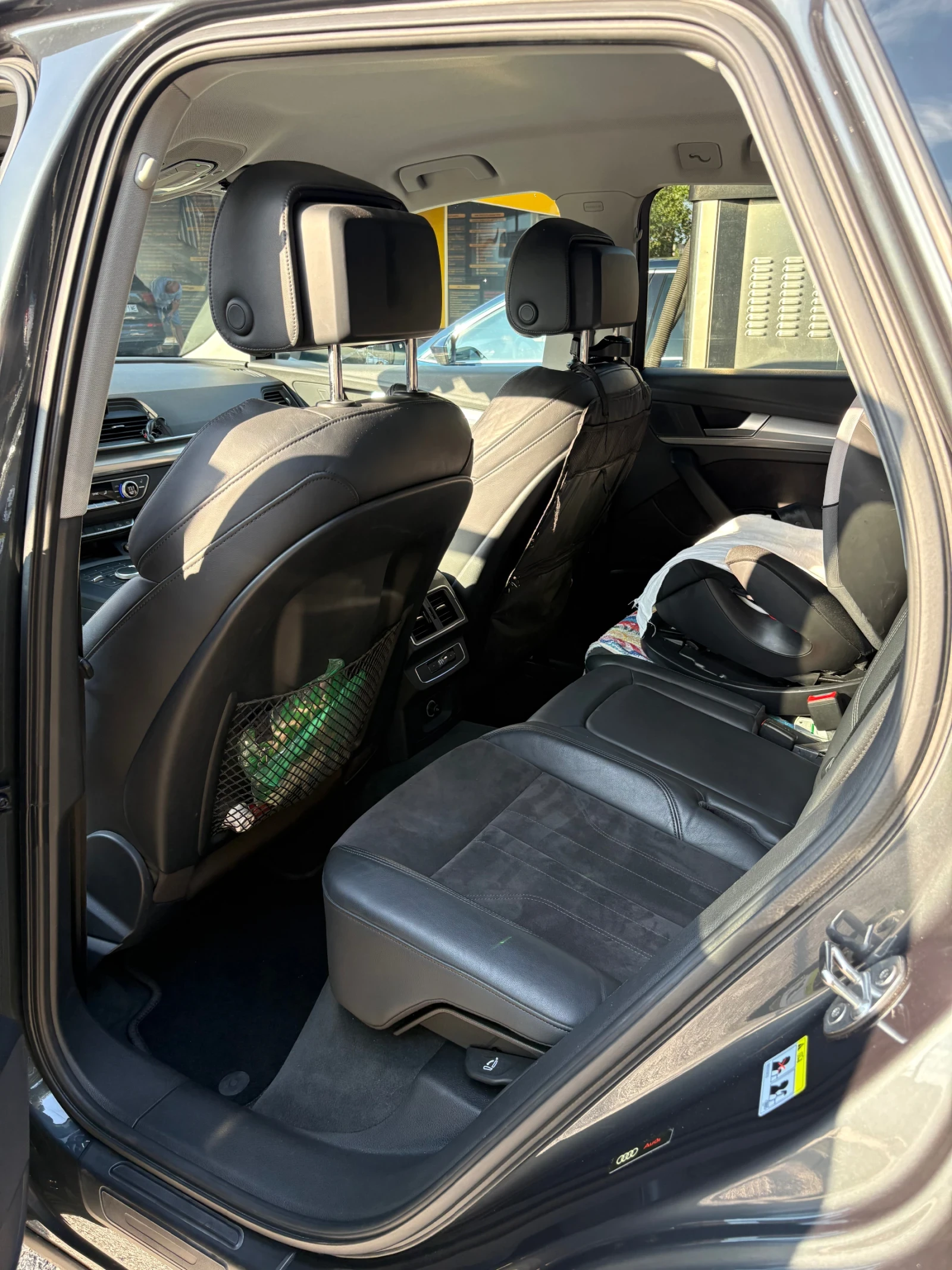Audi Q5 2.0TDI Sport, снимка 7 - Автомобили и джипове - 55436362