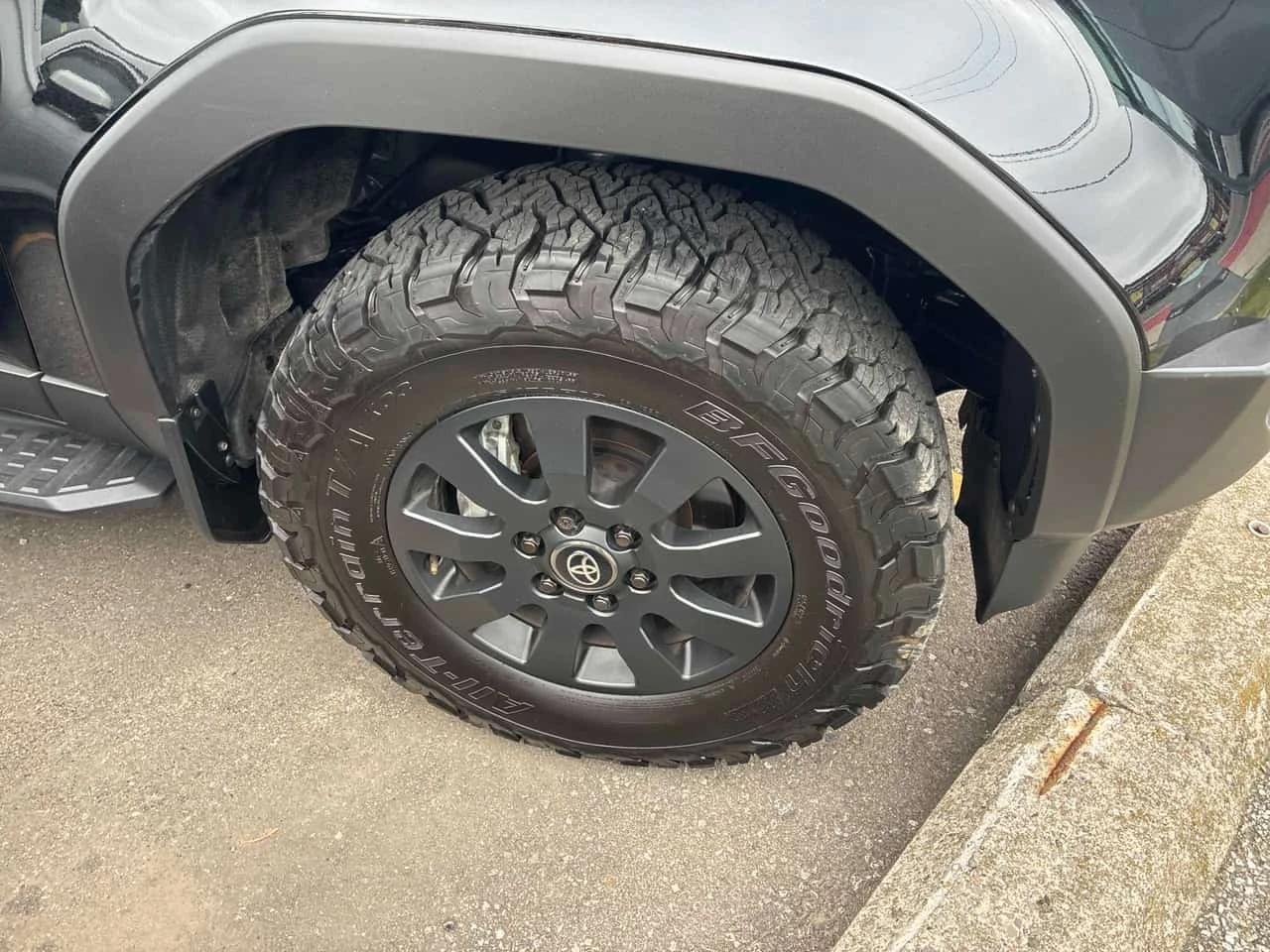 Toyota Land cruiser * 4WD * CARFAX * , снимка 7 - Автомобили и джипове - 56260939