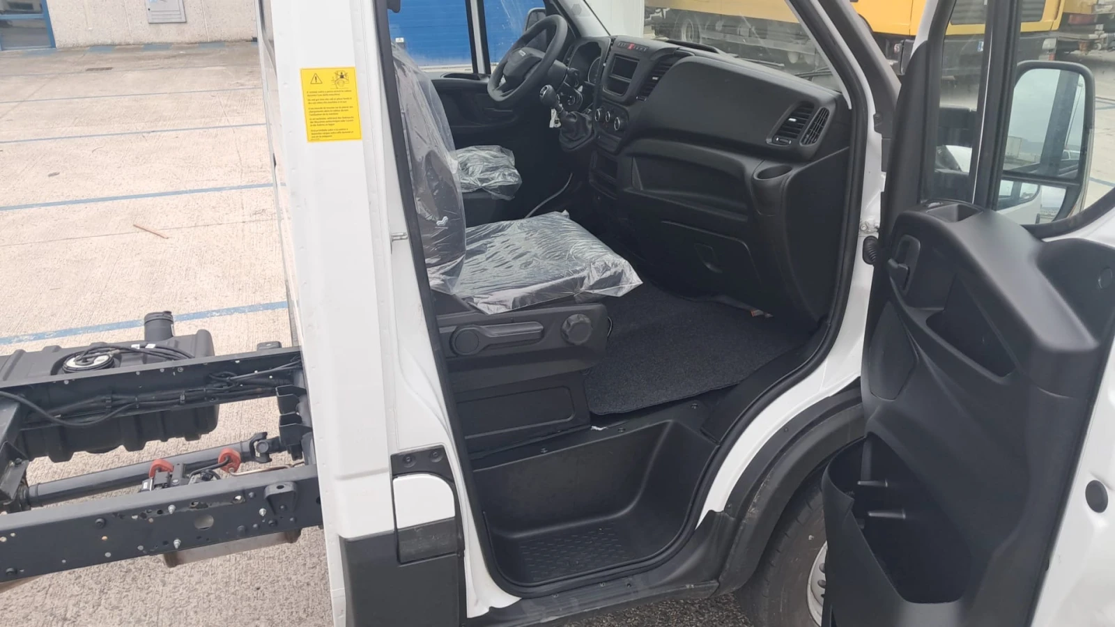 Iveco 35s15 35s14 - изображение 3