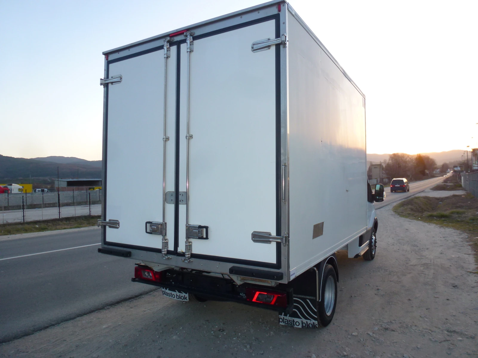 Ford Transit 3.5 �. � ��������� ��� ��������� | Mobile.bg � ����������� 3