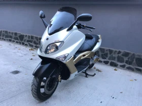  Yamaha T-max