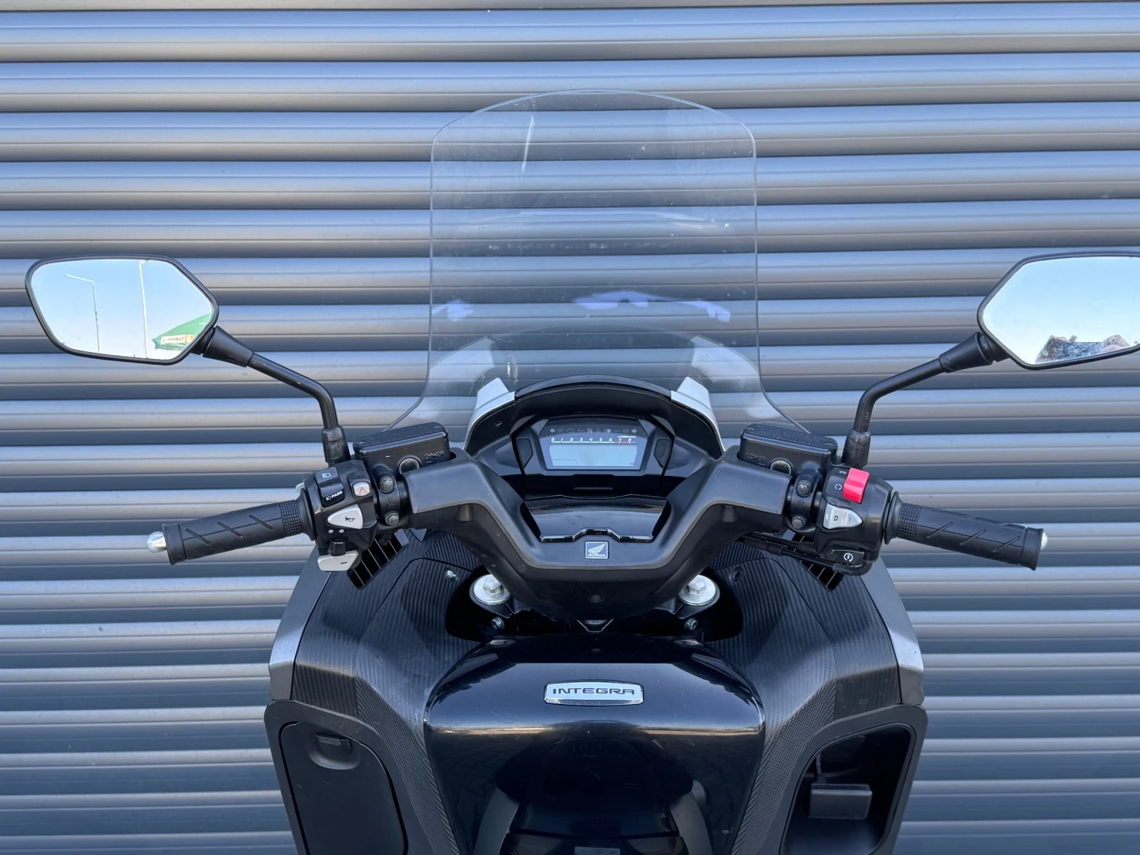 Honda Integra 750i ABS - изображение 7