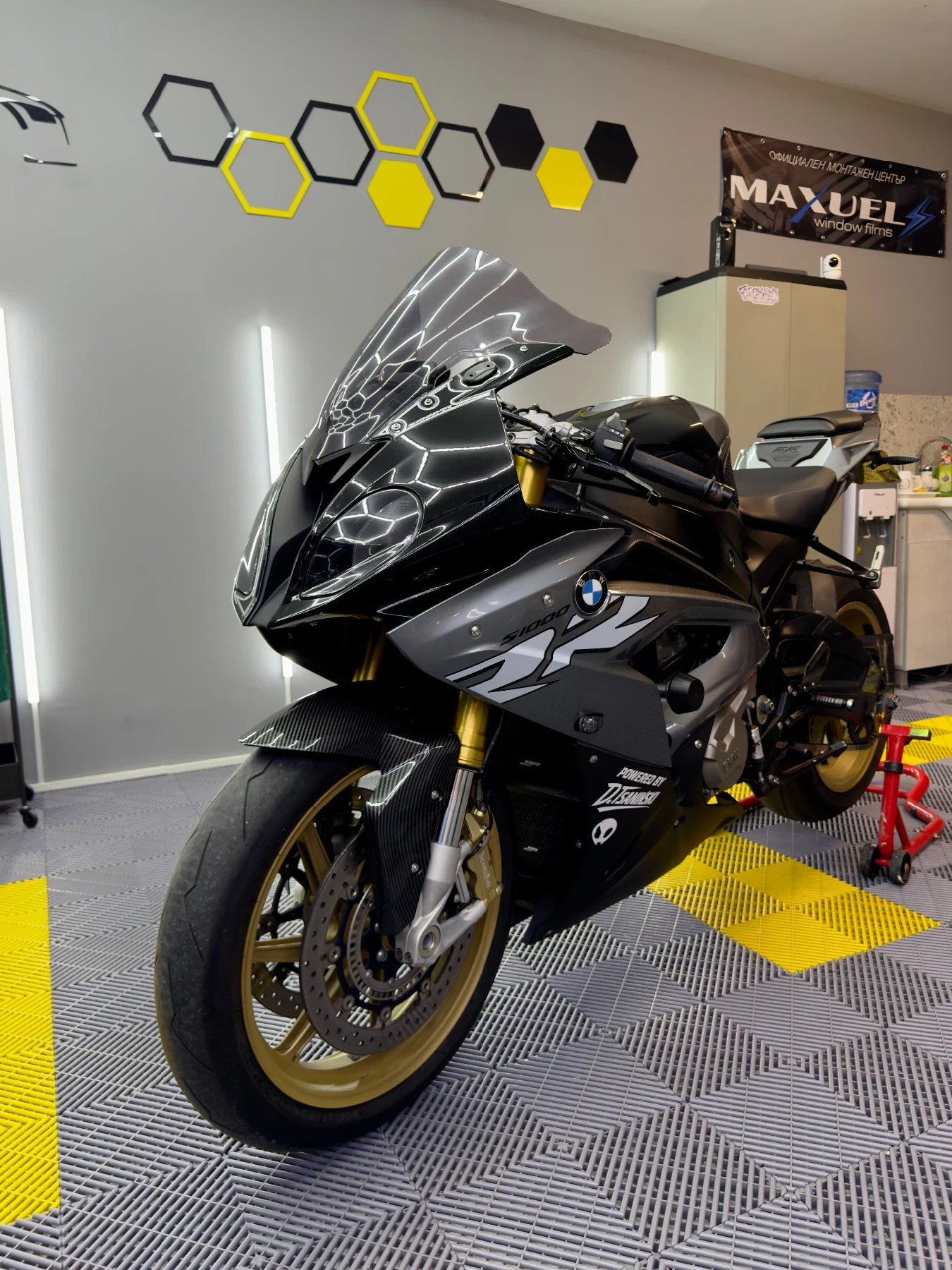 BMW S 1000RR 2017 - изображение 2