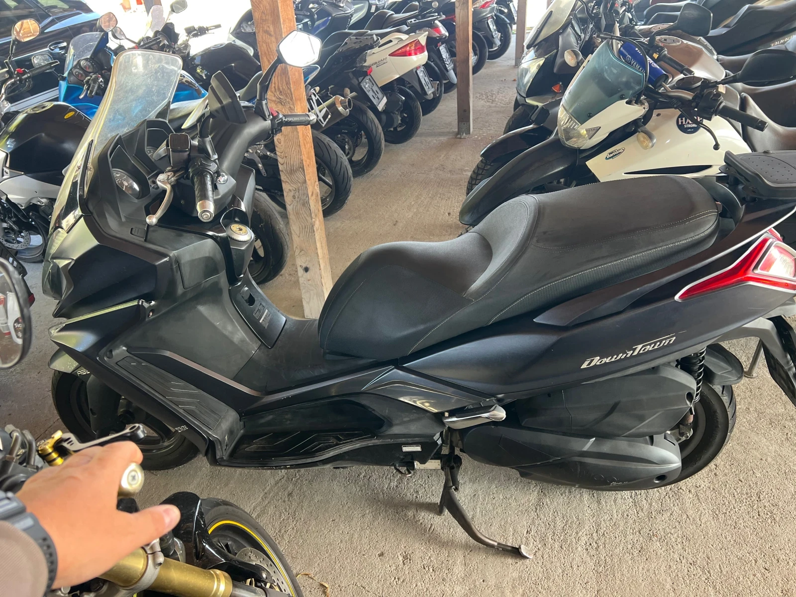 Kymco Downtown 350 i ABS Tc Lizing, снимка 7 - Мотоциклети и мототехника - 56685521