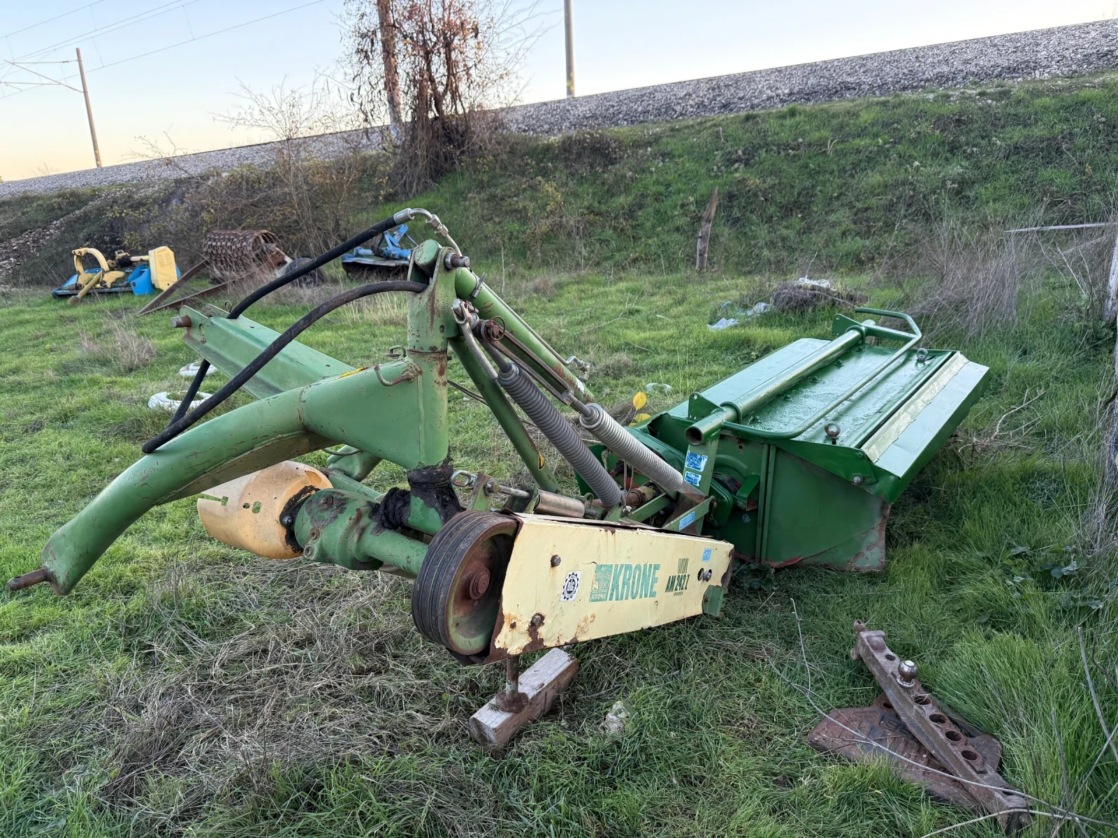 Сенокосачка Krone AM242 Z С КОНДИЦИОНЕР - изображение 3