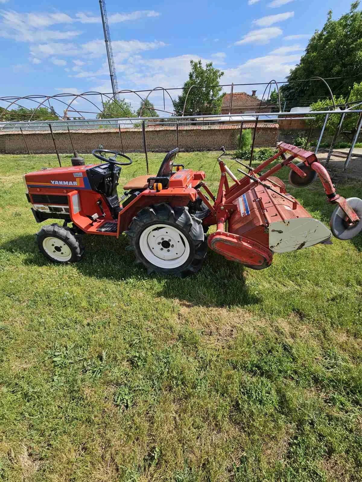 Трактор Yanmar F15D