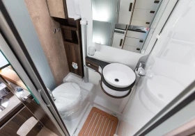 Кемпер Laika ECOVIP-645-BLACK-EDITION* NEW* ERSPARNIS* , снимка 12