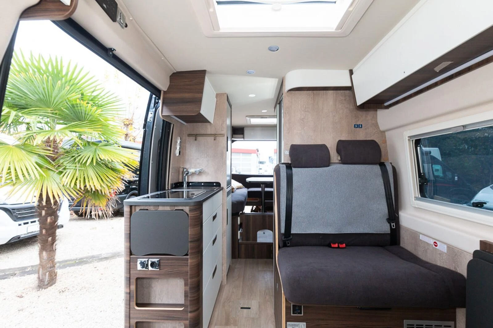 Кемпер Laika ECOVIP-645-BLACK-EDITION* NEW* ERSPARNIS*  - изображение 8