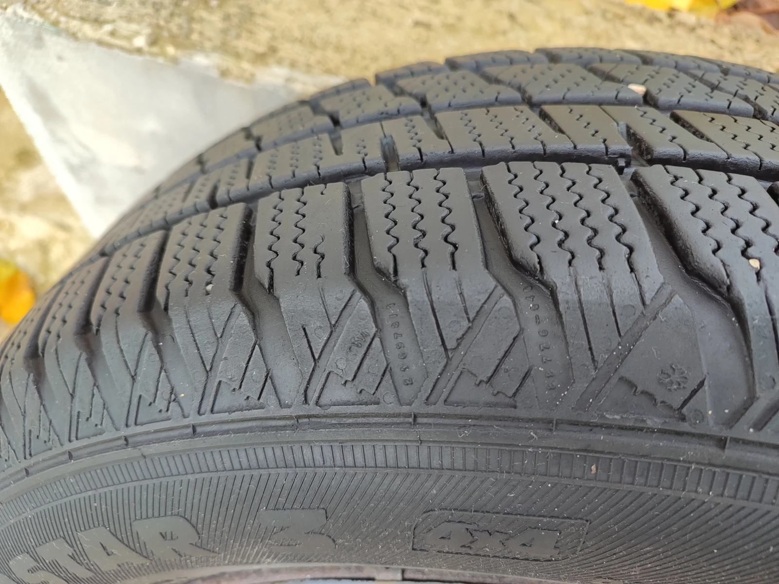    215/65R16 | Mobile.bg   2