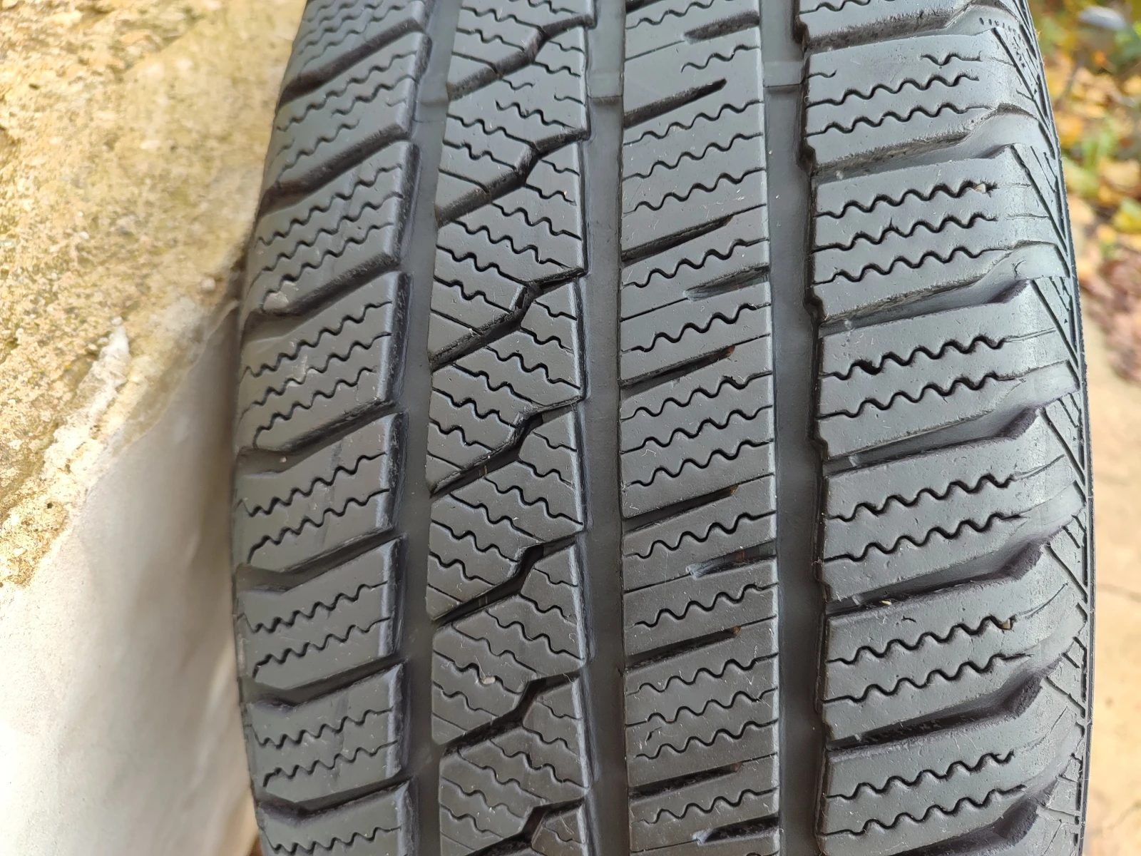    215/65R16 | Mobile.bg   6