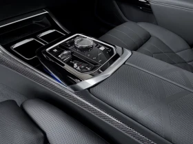 Обява за продажба на BMW 740 d xDrive = M-Sport = Shadow Line Гаранция ~ 259 200 лв. - изображение 8