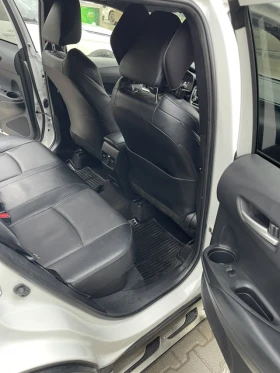 Toyota Corolla Cross - 33000 € / 64542.39 лв. - 57961807 8