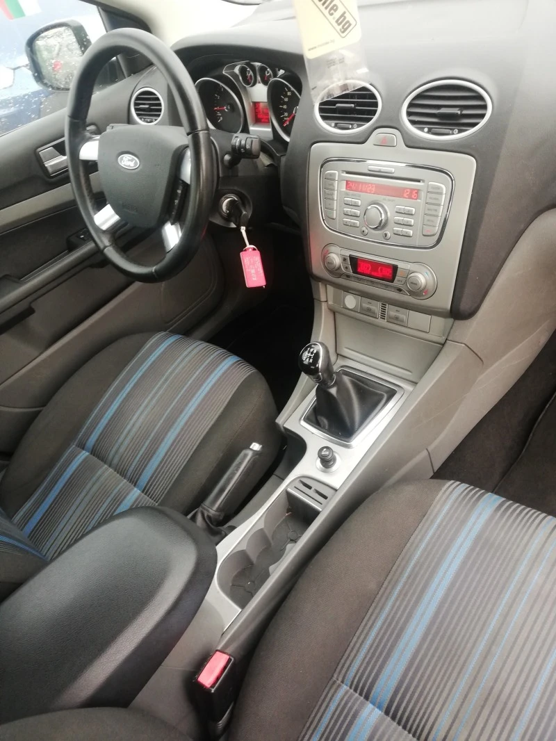 Ford Focus 1.6i/Swiss, снимка 12 - Автомобили и джипове - 47052241