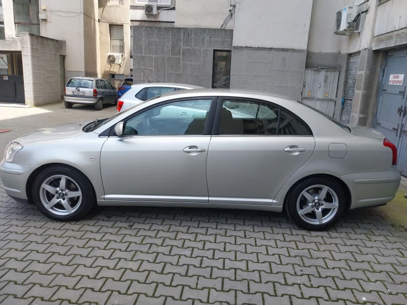 Toyota Avensis БЕНЗИН, ГАЗ, АВТОМАТИК, снимка 9 - Автомобили и джипове - 47441590