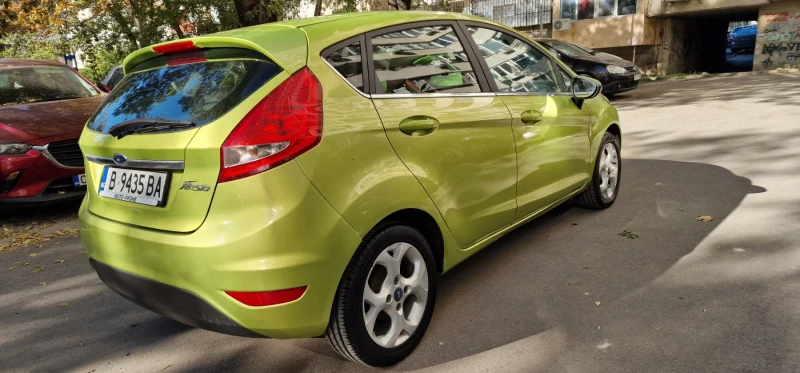 Ford Fiesta, снимка 2 - Автомобили и джипове - 47855108