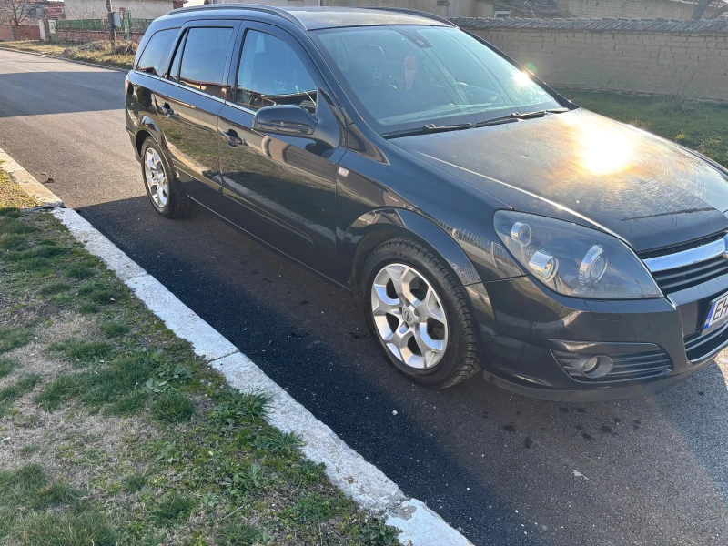 Opel Astra, снимка 3 - Автомобили и джипове - 49543732