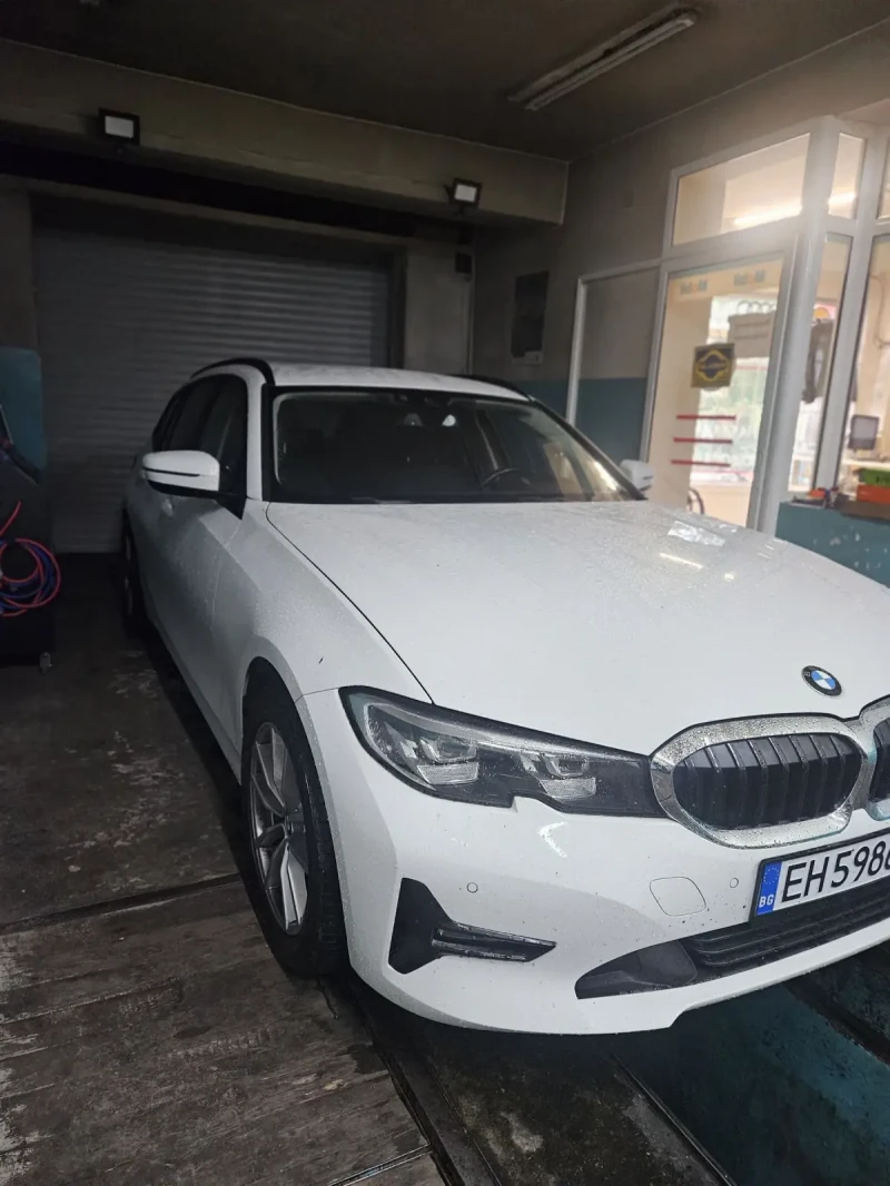BMW 318 2.0, снимка 15 - Автомобили и джипове - 52561894