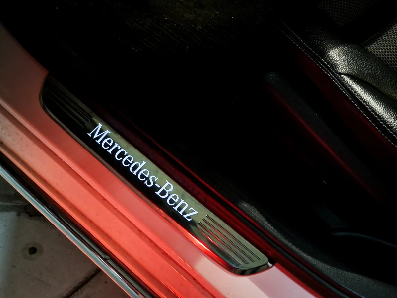 Mercedes-Benz C 220, снимка 8 - Автомобили и джипове - 52054815