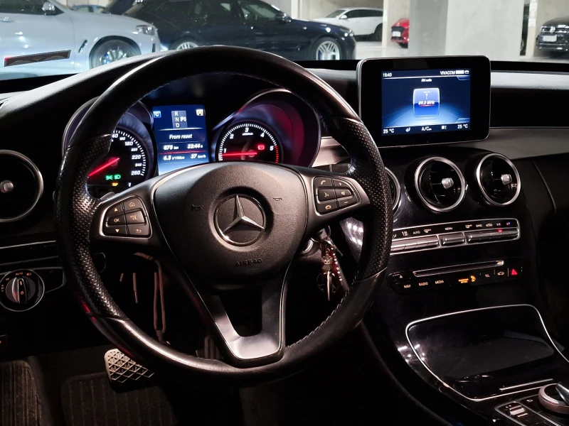Mercedes-Benz C 220, снимка 15 - Автомобили и джипове - 52054815