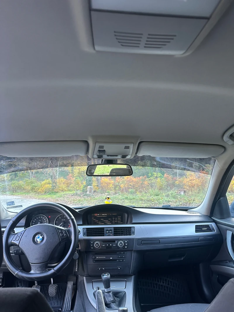 BMW 320, снимка 7 - Автомобили и джипове - 52266874