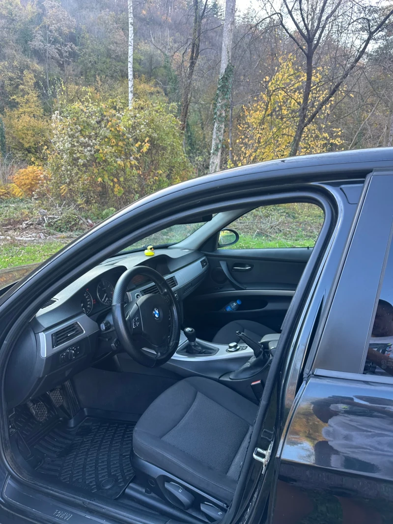 BMW 320, снимка 6 - Автомобили и джипове - 52266874