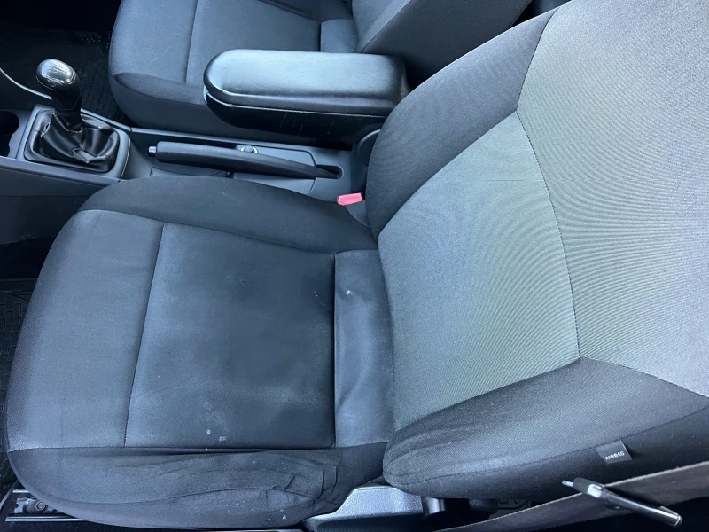 Skoda Rapid 1.2i KLIMATIK/SEDAN/UNIKAT, снимка 12 - Автомобили и джипове - 52855305