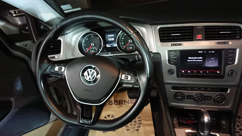 VW Golf TDI Blue Motion , снимка 10 - Автомобили и джипове - 52893696