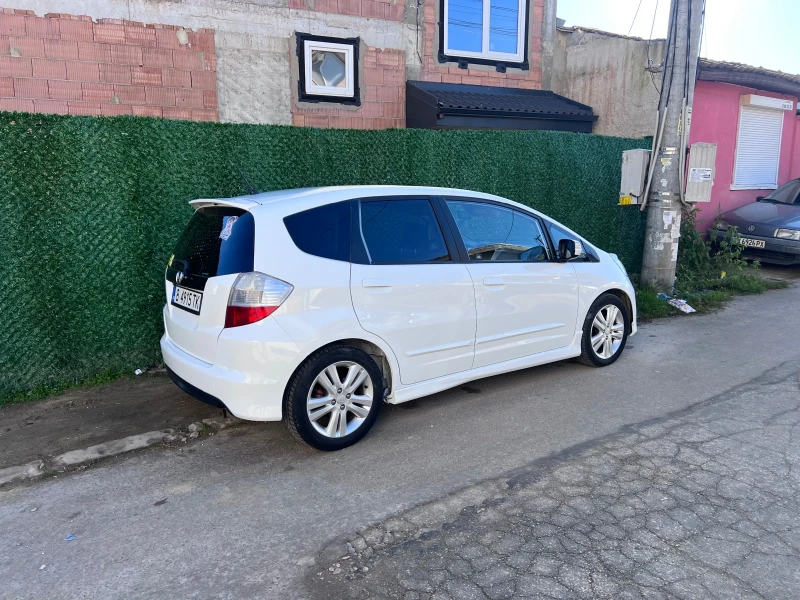 Honda Jazz, снимка 4 - Автомобили и джипове - 52951129