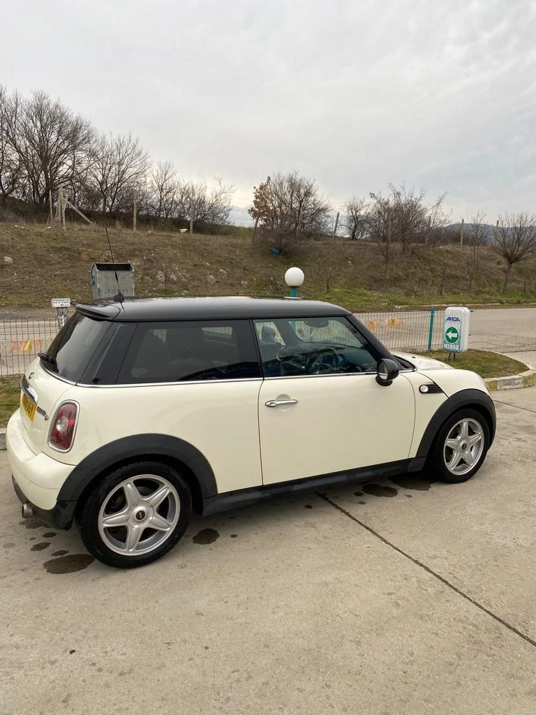 Mini Cooper 1.6, снимка 14 - Автомобили и джипове - 49339823