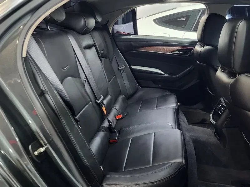 Cadillac Cts  2.0 Luxury, снимка 12 - Автомобили и джипове - 56698607