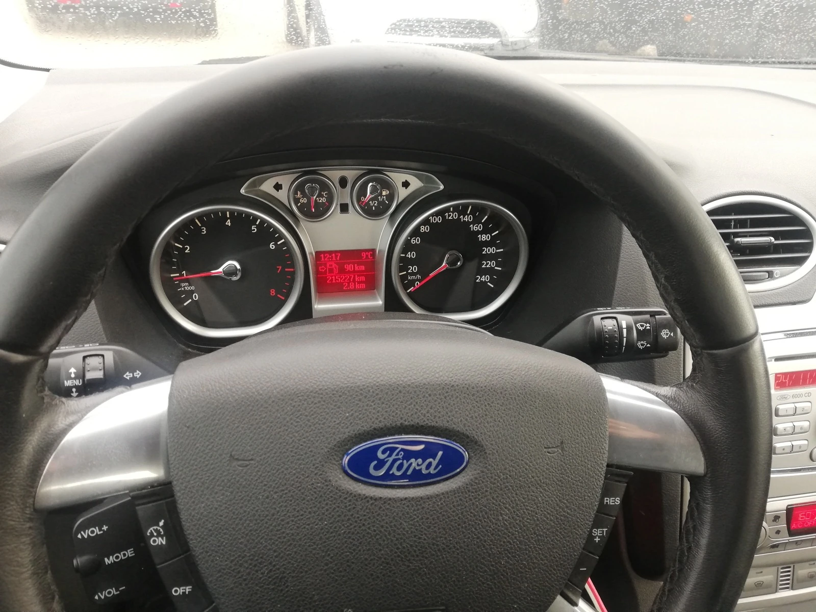 Ford Focus 1.6i/Swiss - изображение 9