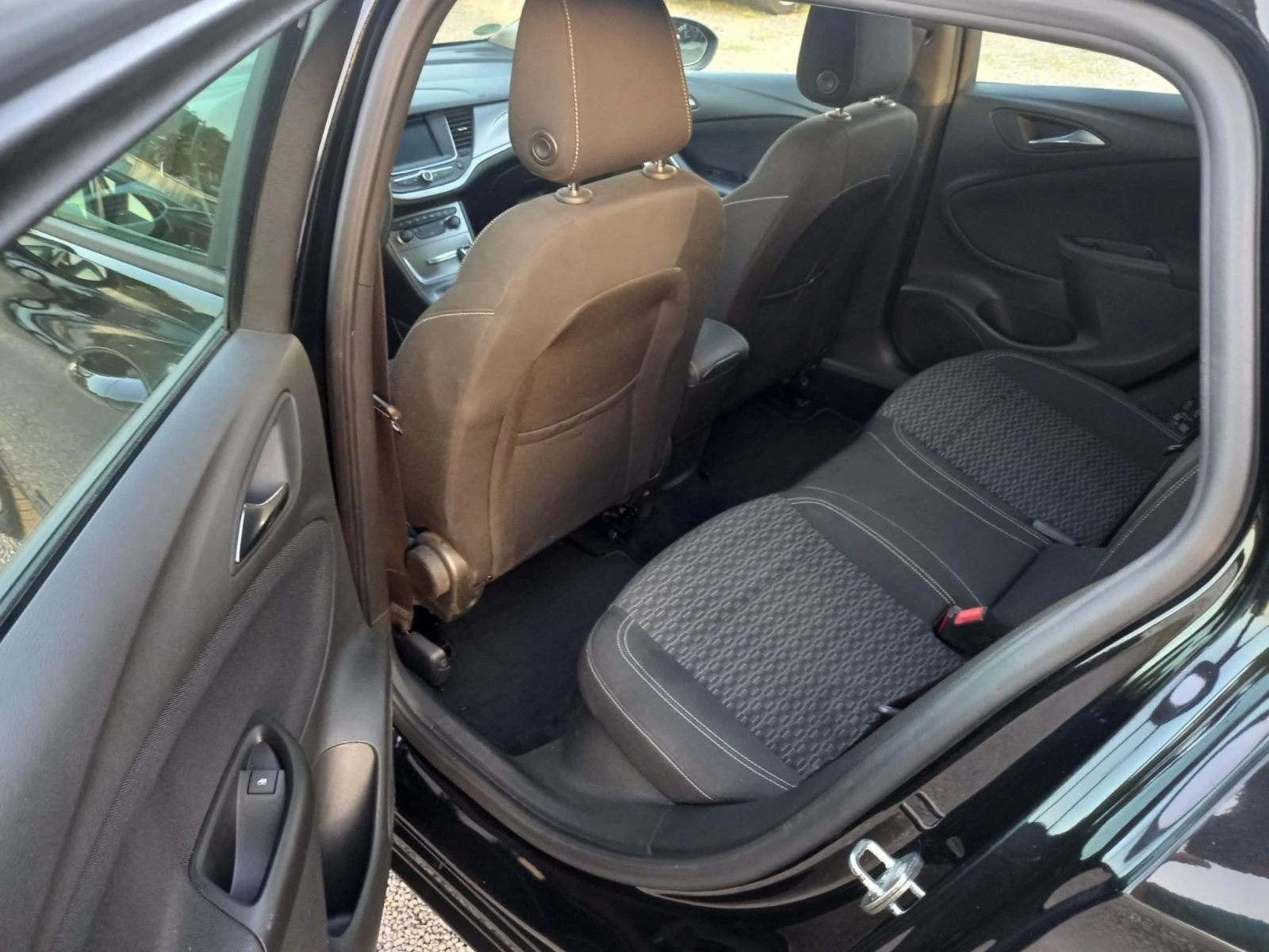 Opel Astra 1.6cdti | Mobile.bg — изображение 15