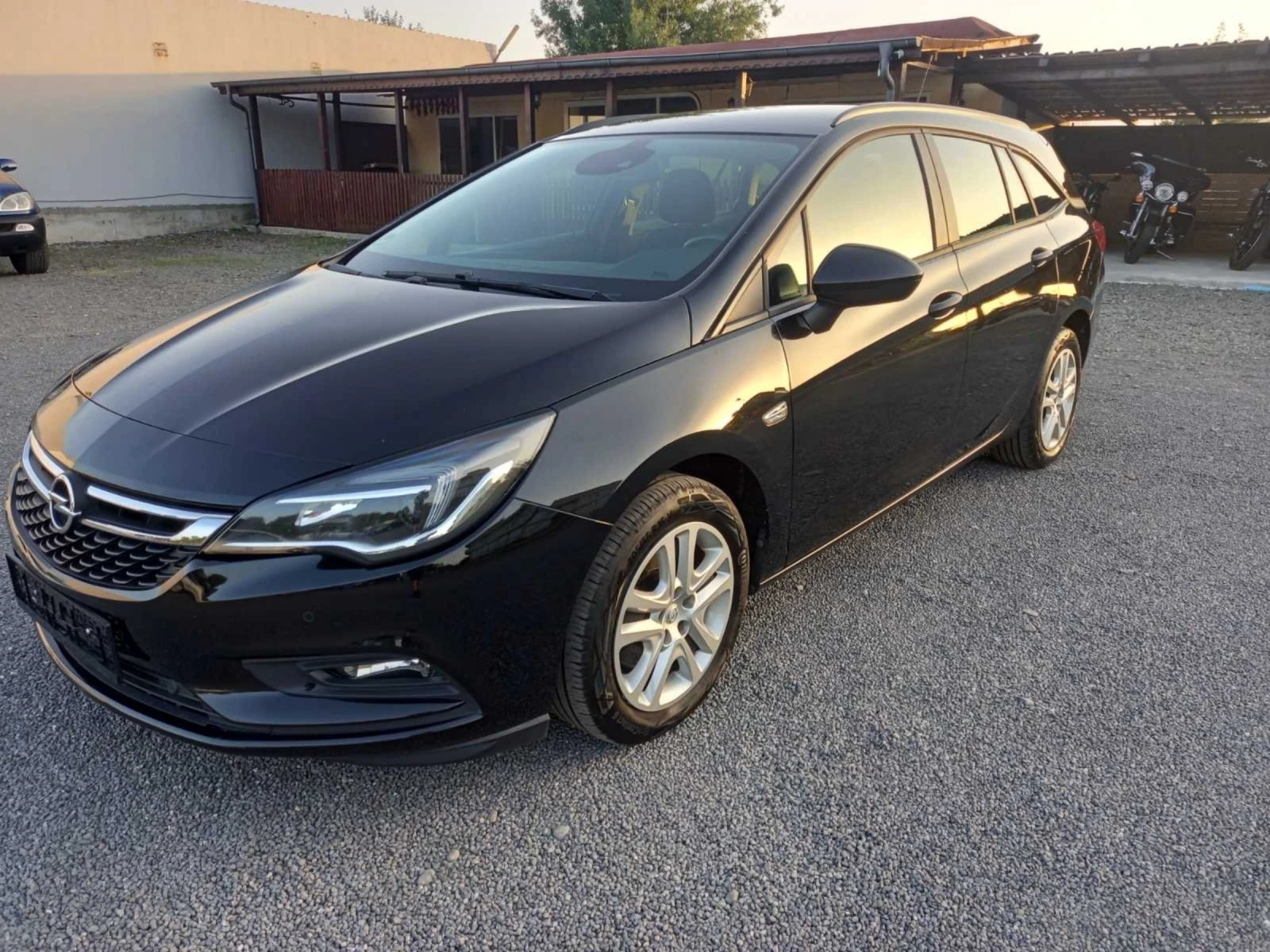 Opel Astra 1.6cdti - изображение 2