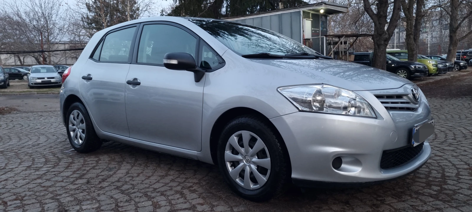 Toyota Auris 1.33i * FACELIFT* * МУЛТИМЕДИЯ* * НАВИГАЦИЯ*  - изображение 3