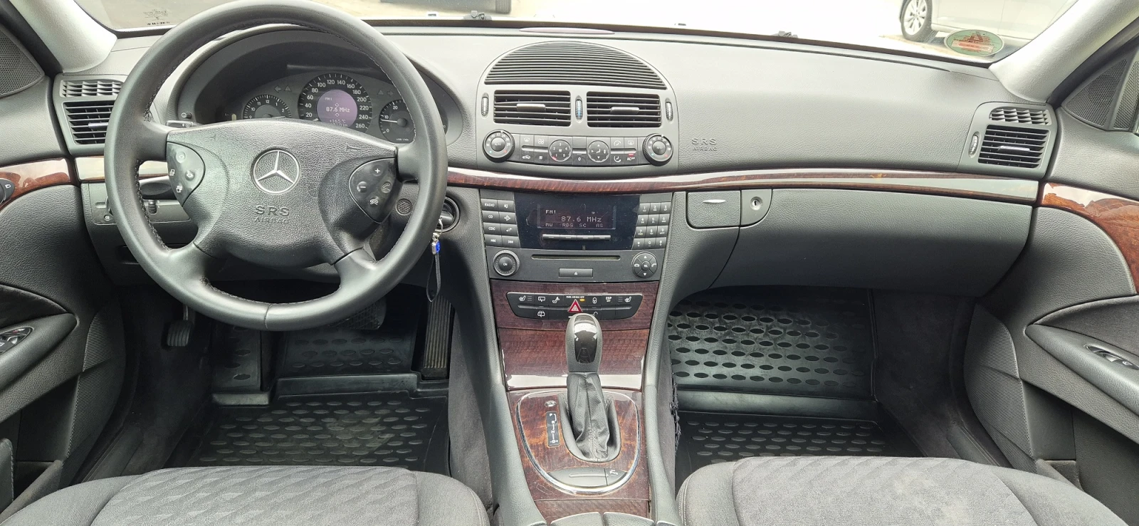 Mercedes-Benz E 220 2.2cdi* 150к.с.* АВТОМАТИК* TUV* 26г. - изображение 4
