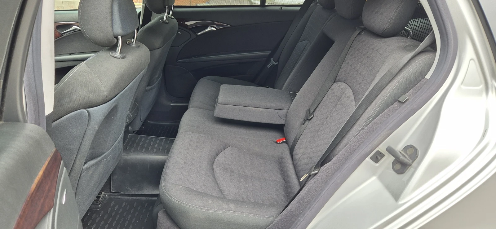 Mercedes-Benz E 220 2.2cdi* 150к.с.* АВТОМАТИК* TUV* 26г. - изображение 6