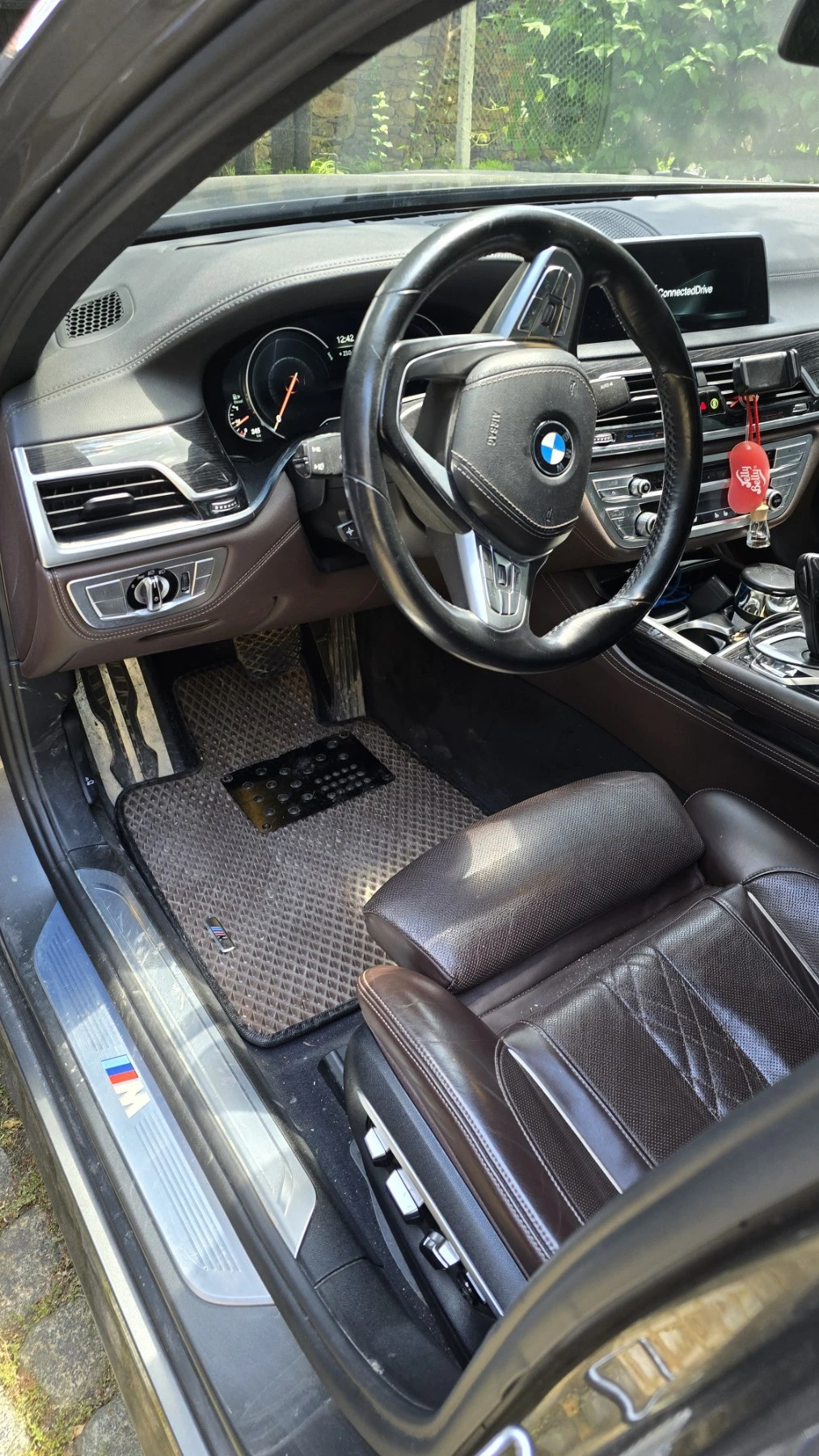 BMW 730 G11* M-PACK*  X-Drive * 360 Cam* Head up* FULL*   | Mobile.bg � ����������� 12