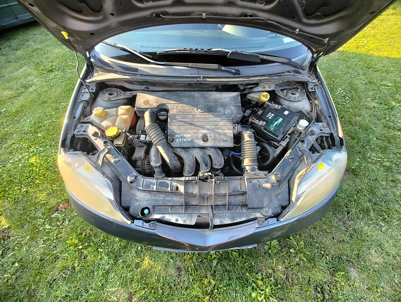 Mazda 2  - изображение 7