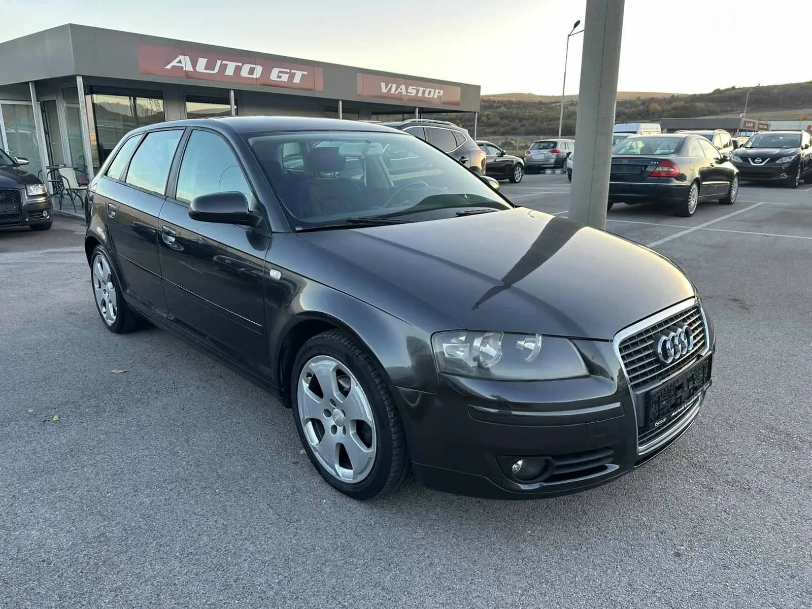 Audi A3 2.0 TDI  DSG - изображение 2