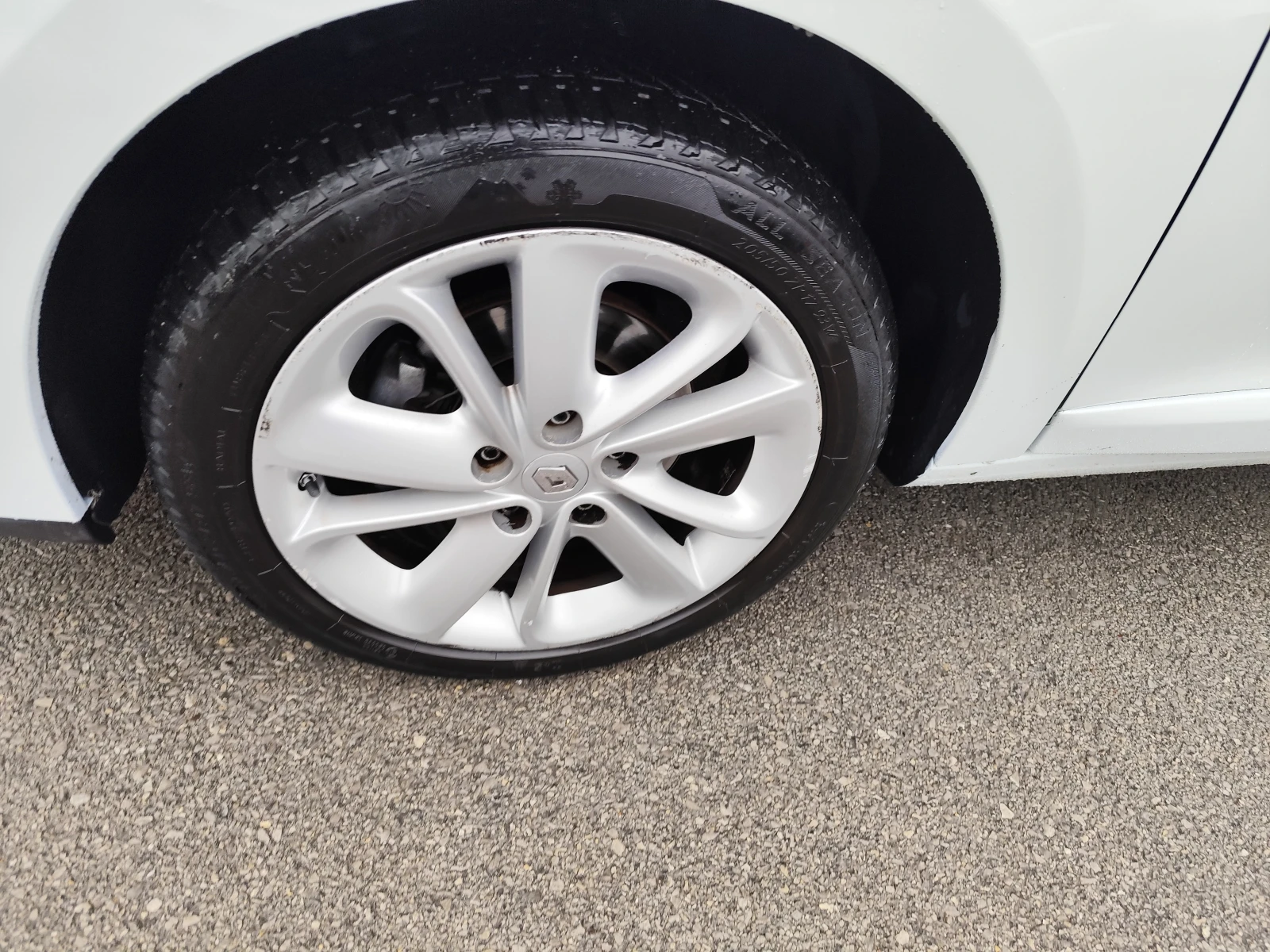 Renault Megane SPORTOUR* 1.5DCi* LED* EURO6B* NAVI*  | Mobile.bg   17