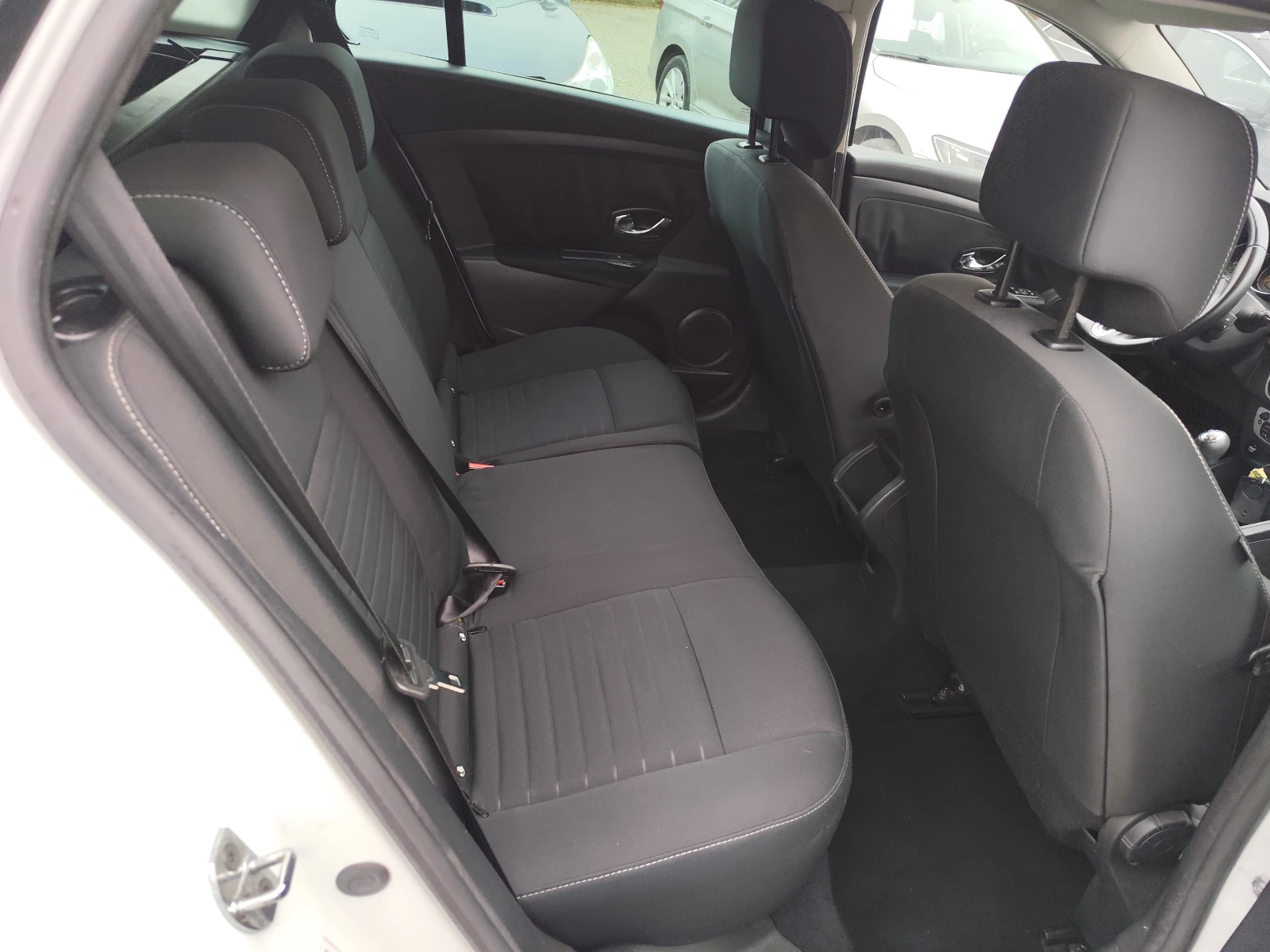 Renault Megane SPORTOUR* 1.5DCi* LED* EURO6B* NAVI*  | Mobile.bg   12