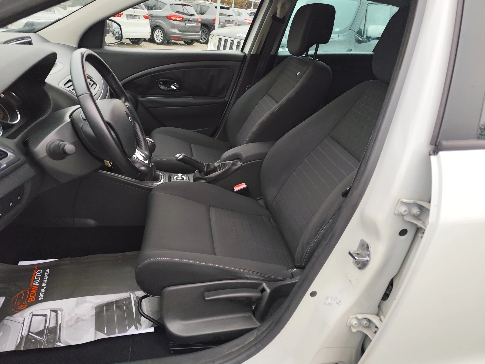 Renault Megane SPORTOUR* 1.5DCi* LED* EURO6B* NAVI*  - изображение 6