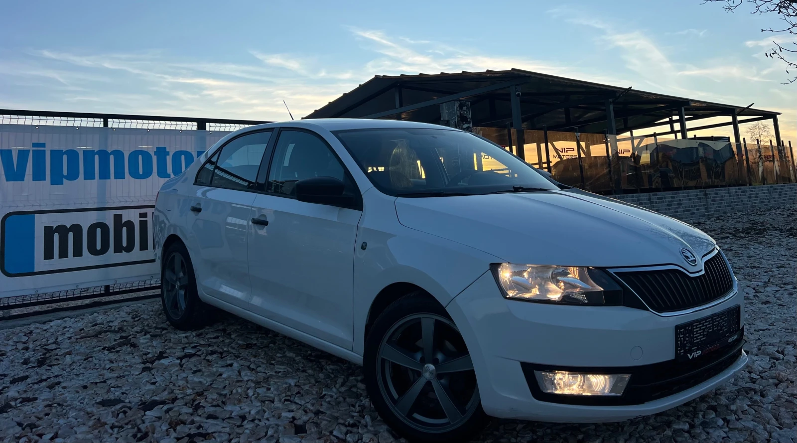 Skoda Rapid 1.2i KLIMATIK/SEDAN/UNIKAT - изображение 5